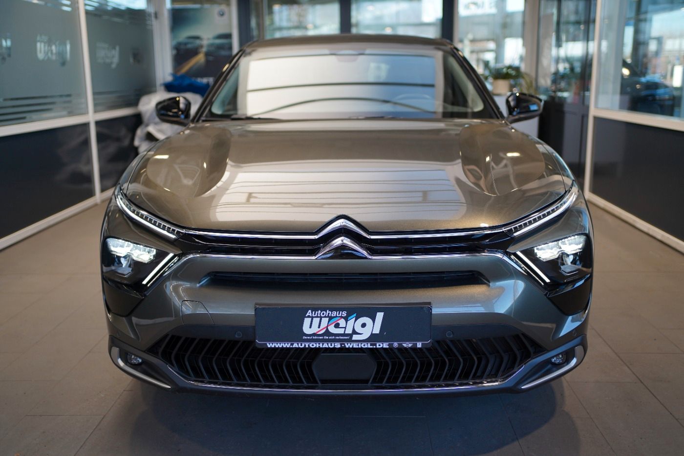 Fahrzeugabbildung Citroën C5 X PureTech 180 EAT8 Shine Pack Automatik Navi