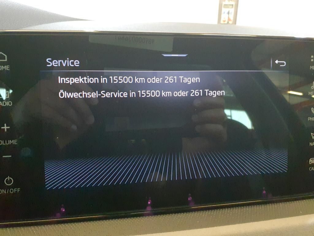 Skoda Kamiq Selection 1.0 TSI 85kW Klima*PDC*RFK*SH
