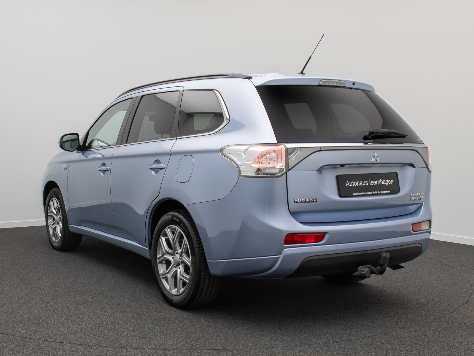 Fahrzeugabbildung Mitsubishi Outlander PHEV Instyle 4WD Kamera Soundsystem LM