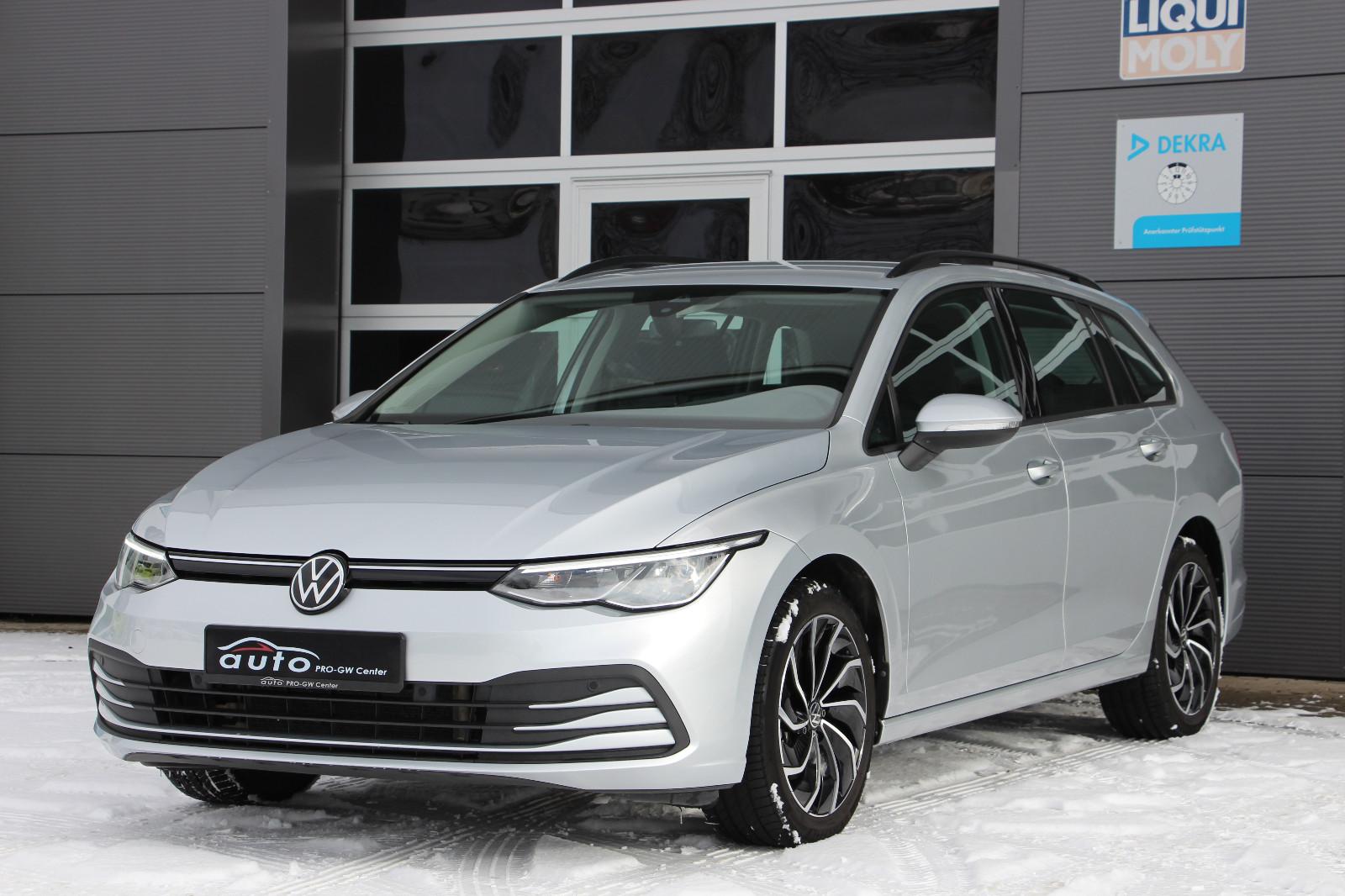 Volkswagen Golf VIII Variant Life