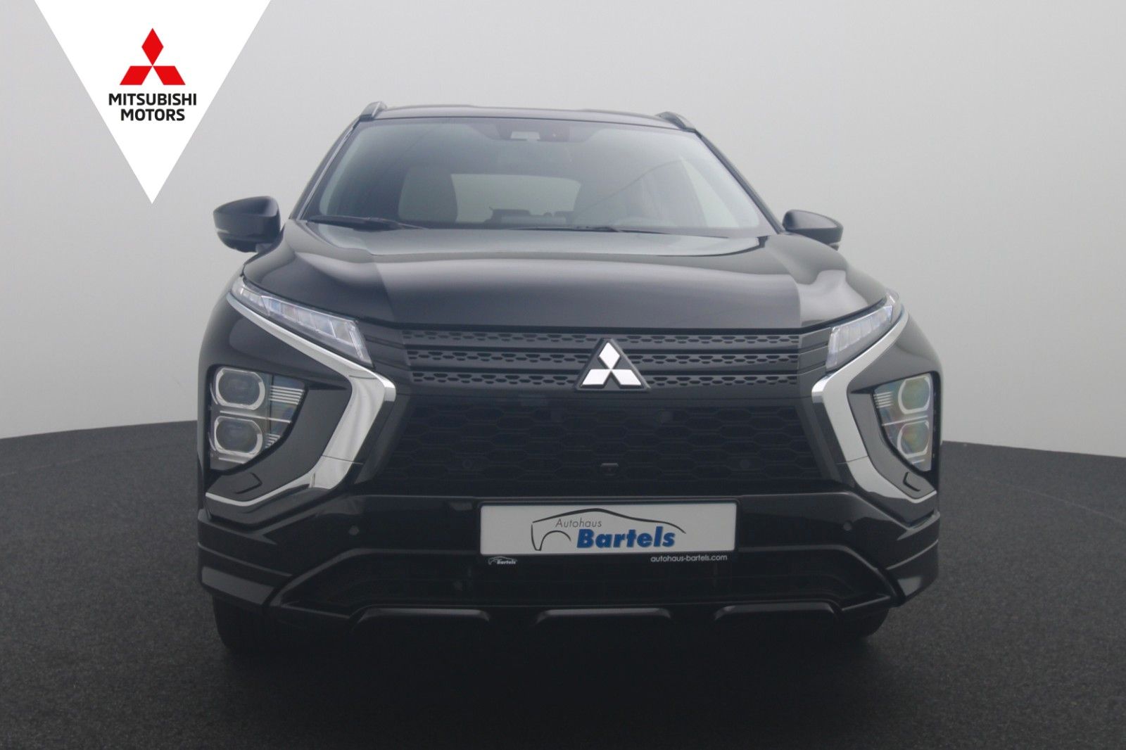 Fahrzeugabbildung Mitsubishi Eclipse Cross Top PHEV 4WD LED NAVI AHK ACC