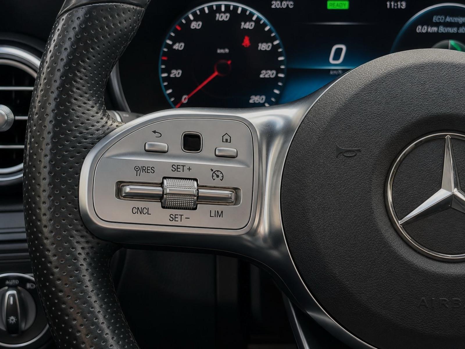 Mercedes-Benz GLC 300 4Matic AMG 360° S-DACH BURMESTER NIGHT 2