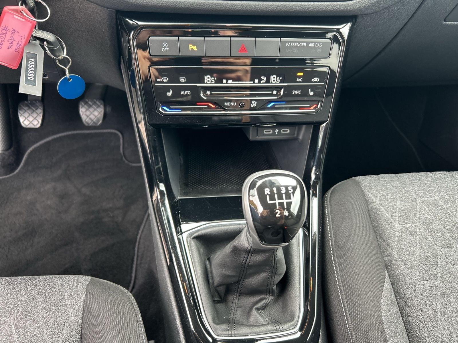 T-Cross 1.0 TSI Life IQ Drive, Navi, Sitzheizung