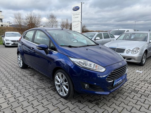 Ford Fiesta Titanium ** 89400 KM ** aus 1. HAND **