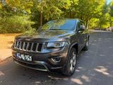 Jeep Grand Cherokee 3.0l V6 MultiJet 184kW TÜV Neu!