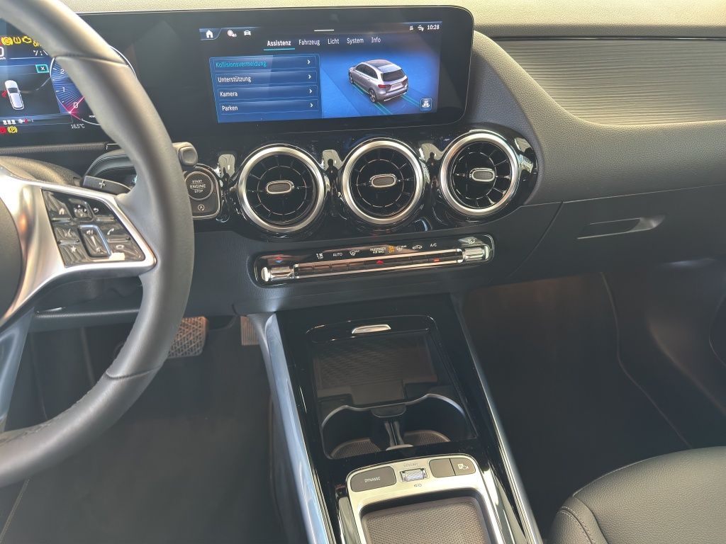 Fahrzeugabbildung Mercedes-Benz B 200 SpurH*AUT*LM*Teilled.