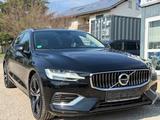 Volvo V60 T6 AWD Inscription PANO HUD ACC 19" 360° h/k - Volvo: Awd