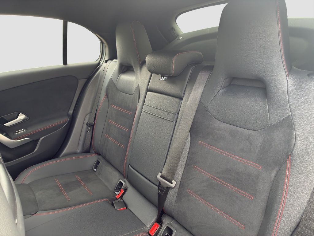 Fahrzeugabbildung Mercedes-Benz A 200 AMG*NIGHT*PSD*M-BEAM*RFK*TOTW*K-GO*19''*