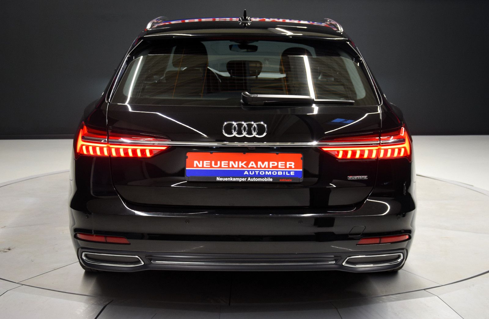 Fahrzeugabbildung Audi A6 Avant 45 TFSI quattro Kamera Pano ACC Leder