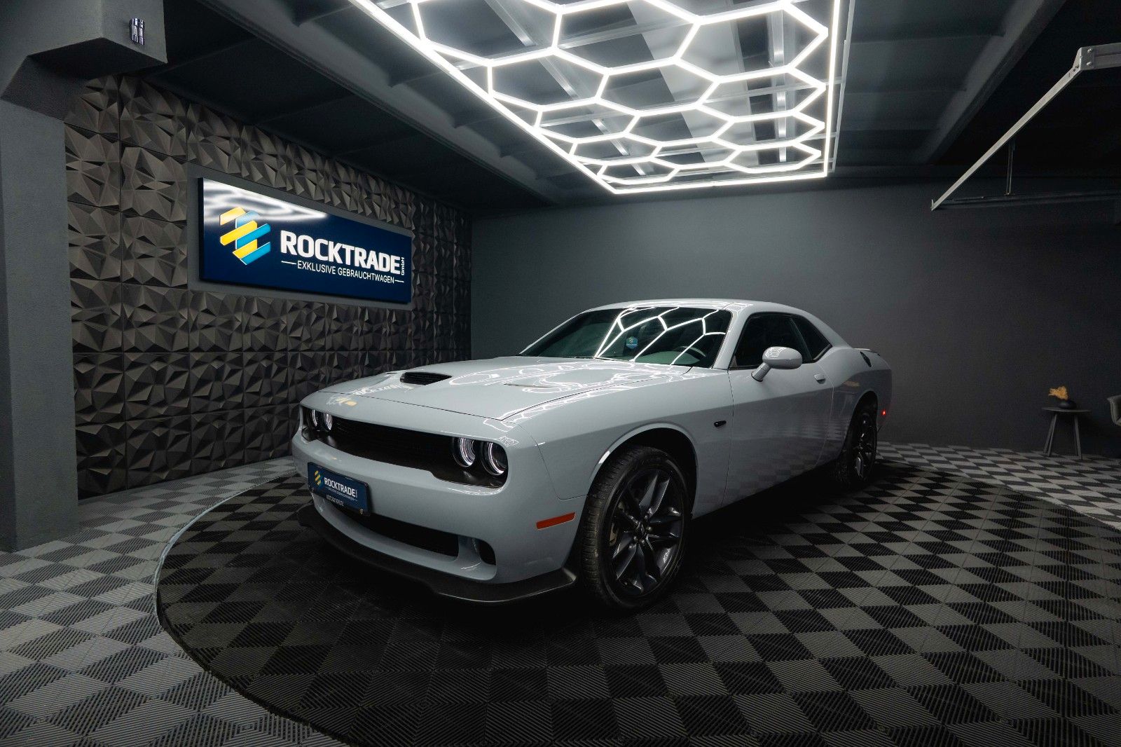 Fahrzeugabbildung Dodge Challenger 3.6 V6 4x4 GT SRT Styling *LED*19%*
