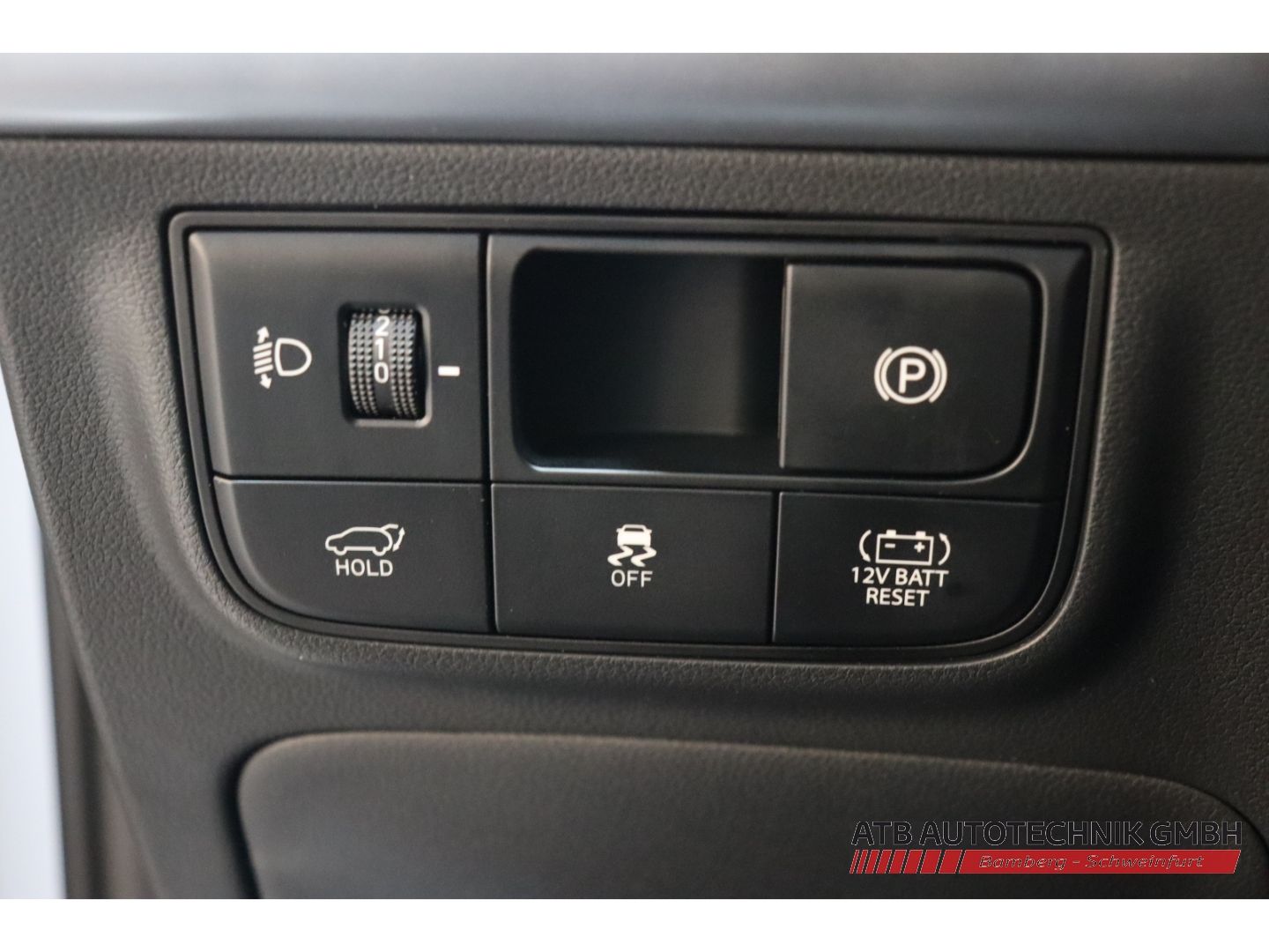 Fahrzeugabbildung Hyundai Tucson MY25 Trend 1.6 T-GDi Hybrid A/T
