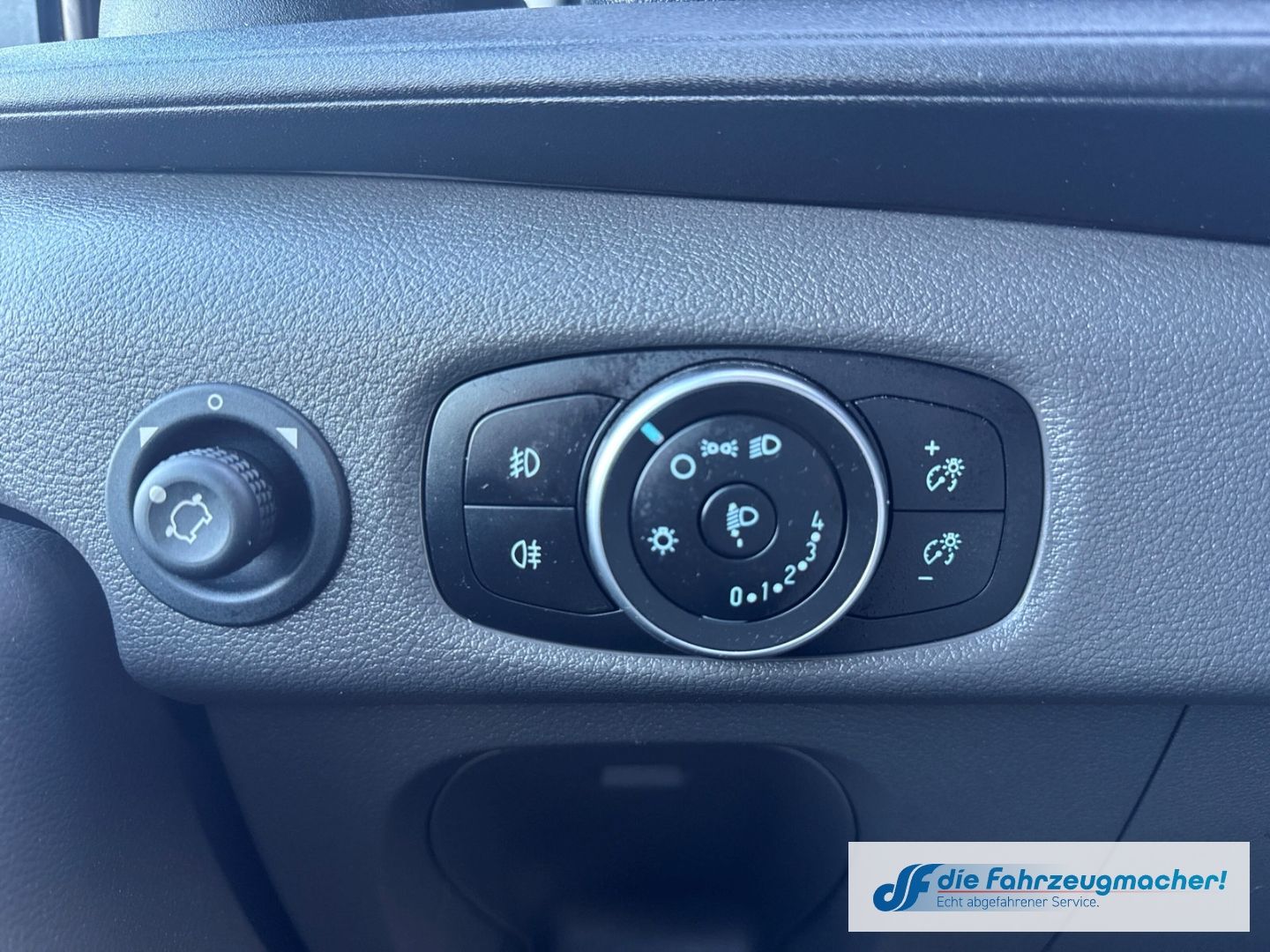 Fahrzeugabbildung Ford Transit Kombi 350 L3 Trend Notbremsass. Temp Tel