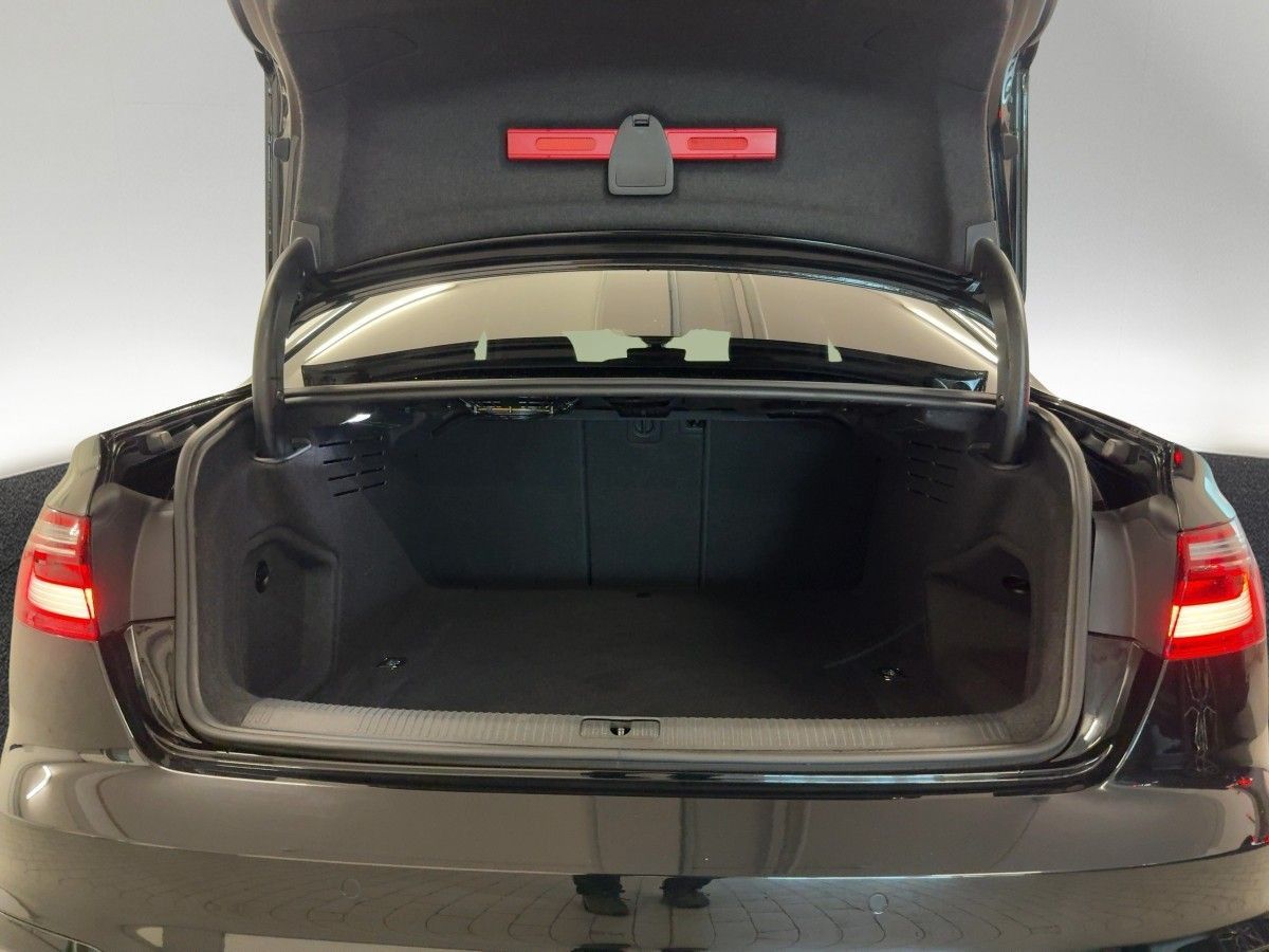 Audi A4 - Bild 9