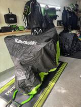 Kawasaki Ninja ZXR 636 Performance Black Edition  - KAWASAKI NINJA