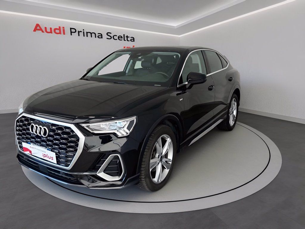 Image of Audi Q3