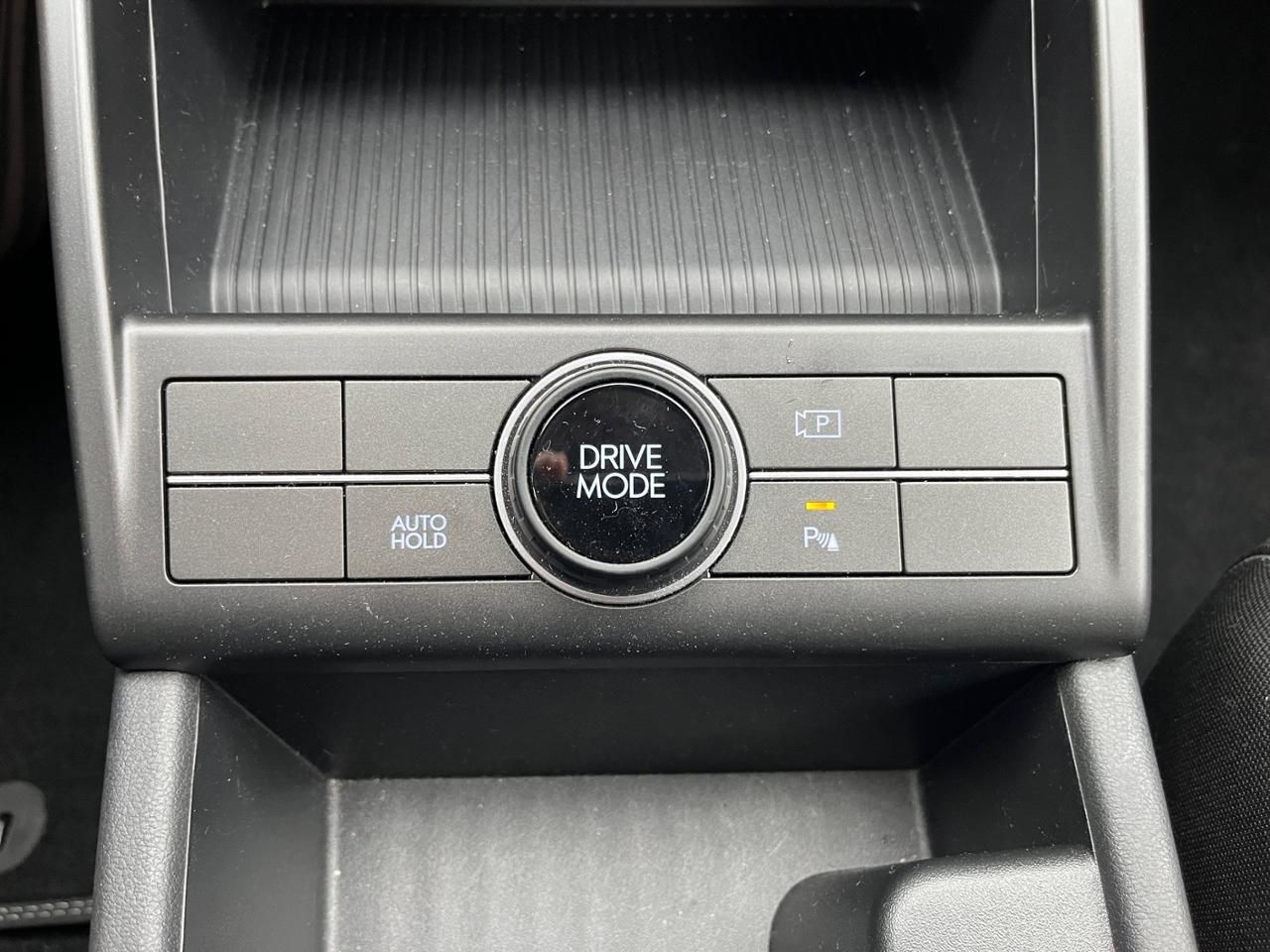Fahrzeugabbildung Hyundai KONA ADVANTAGE ACC AUT Akustikglas Fernlichtass.