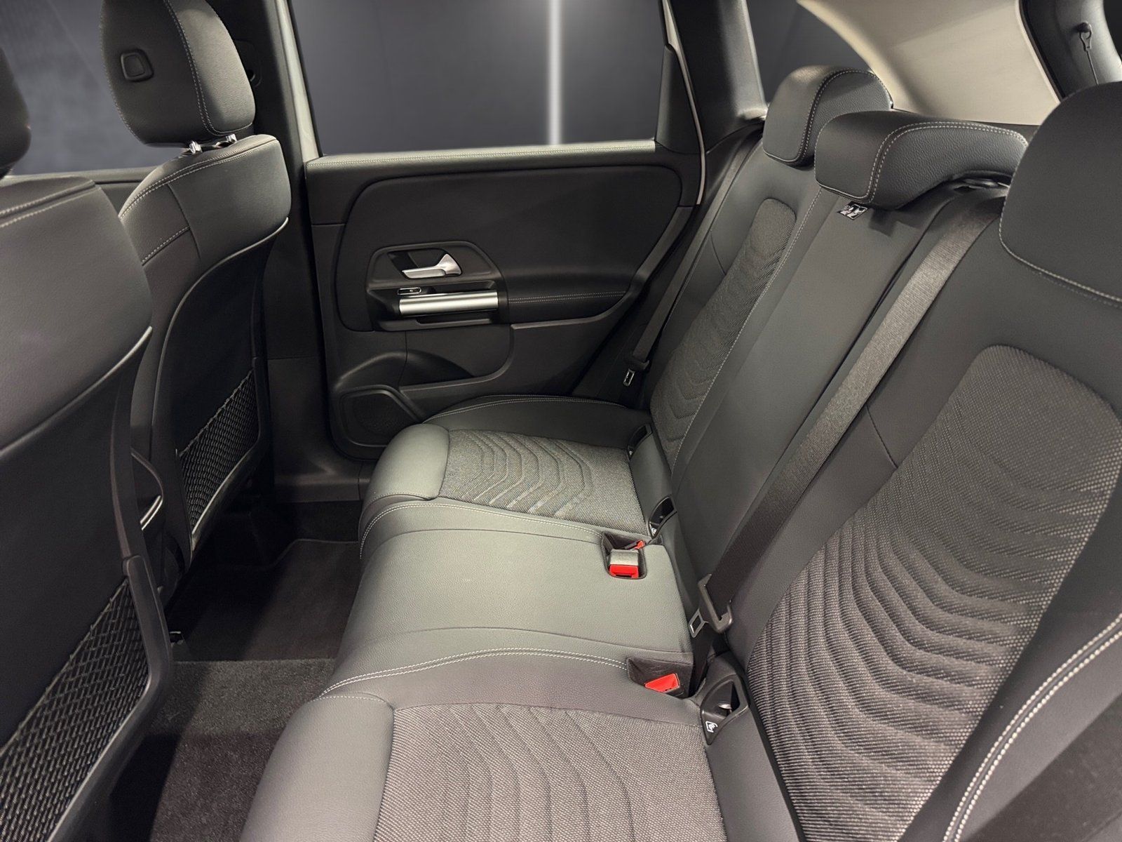 Fahrzeugabbildung Mercedes-Benz B 200 Progressive*Totwink*360*LED*MBUX*EasyPack*