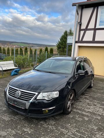 Volkswagen Passat Variant Highline 4Motion LEDER*XENON*AHK