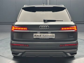 Audi Q7 - 4