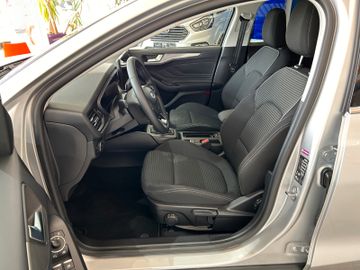 Ford Focus Turnier Titanium 1,0l Ecoboost Automatik