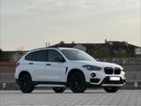 BMW X1 sDrive18i Aut. SUV / Geländewagen - : Gelaende