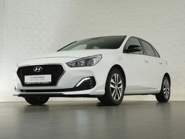 i30 PASSION+RÜCKFAHRKAMERA+SITZ-/LENKRADHEIZUNG+