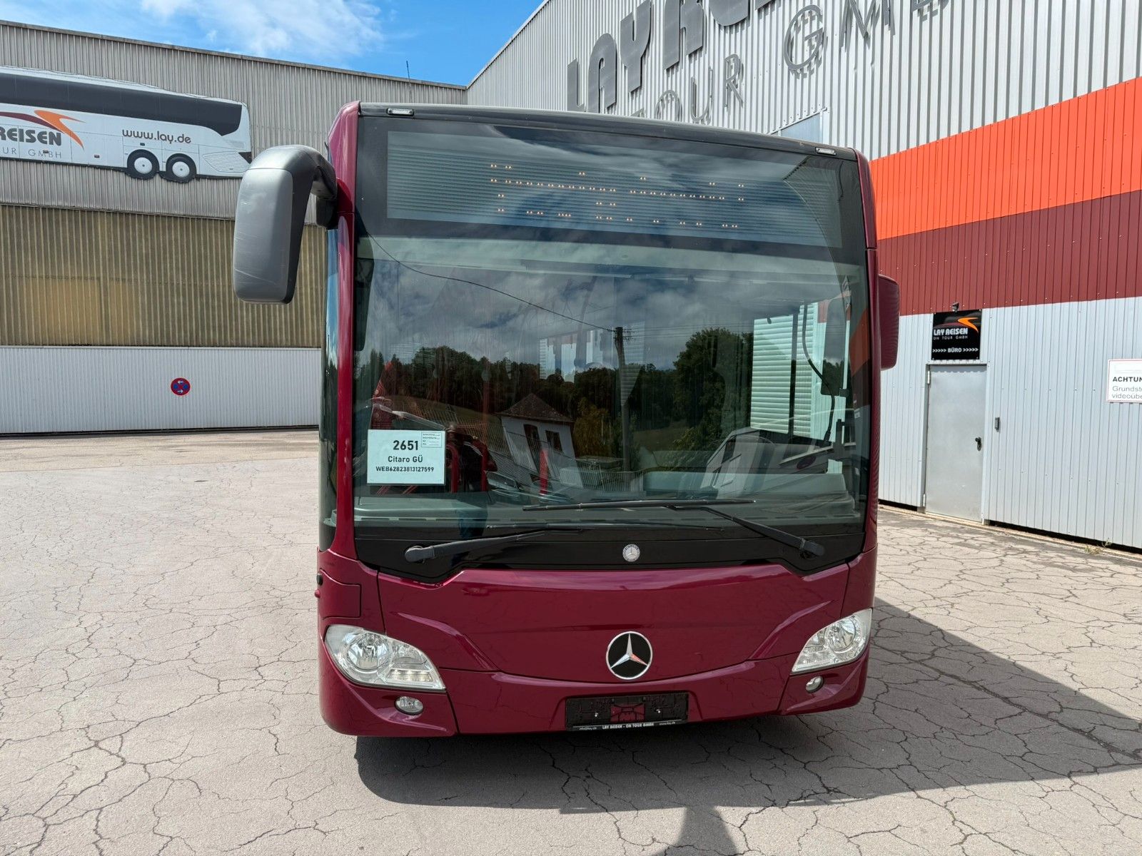 MERCEDES-BENZ  2014 - Image 3 of 32