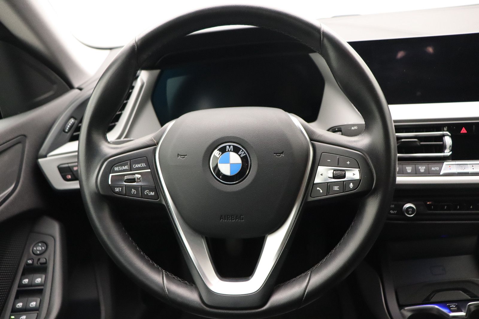 Fahrzeugabbildung BMW 218i Gran Coupe Advantage LED NAVI KAMERA