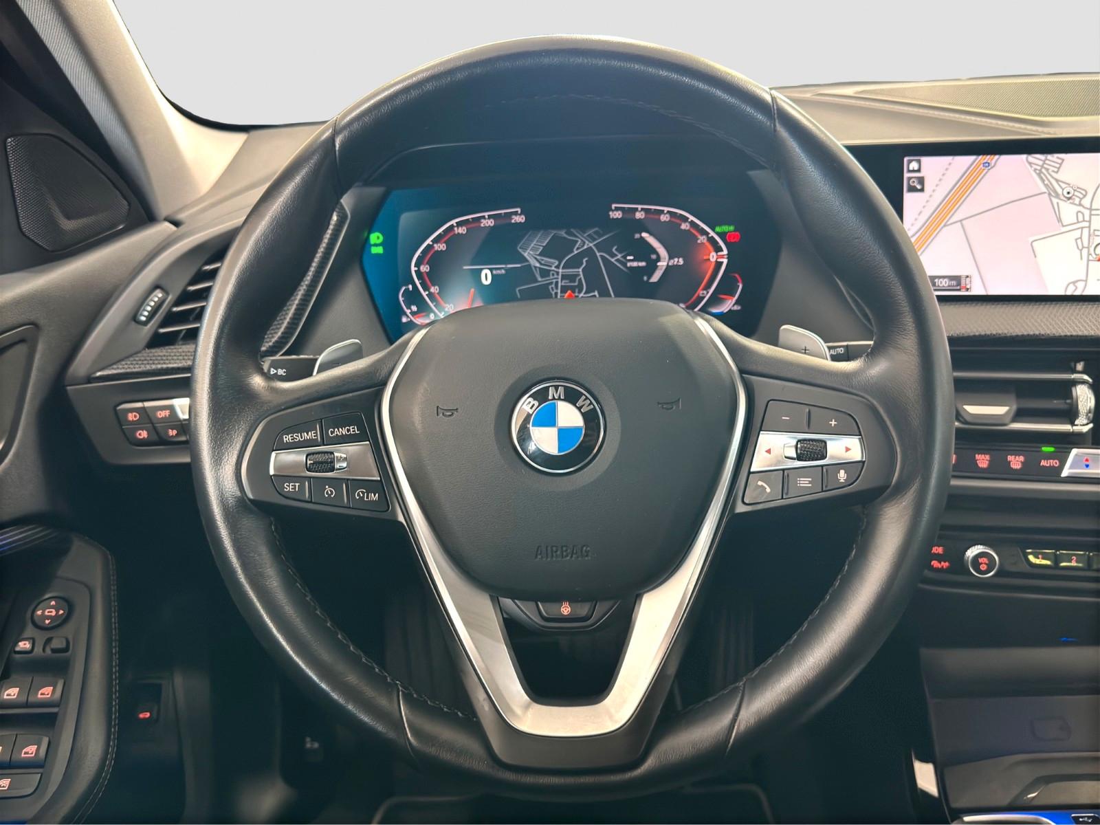 BMW 1 Series i Sport Line LC.PRO AD.LED CARPLAY SHZ KAMERA, миниатюра 18