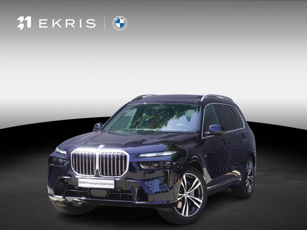 Image of BMW X7