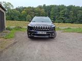 Jeep Cherokee 2.2 MultiJet 147 kW 4x4 Overland Au... - schwarze Jeep Cherokee