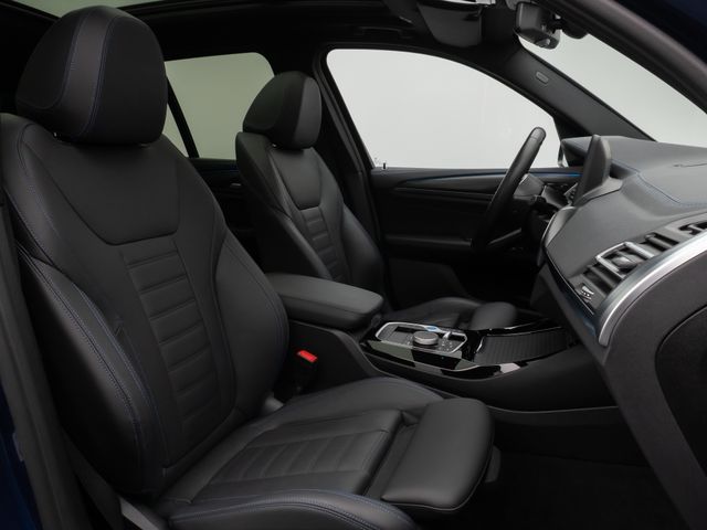 Foto Nummer 36: BMW iX3