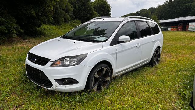Ford Focus Turnier 1.8 Style + AUDIOSYSTEM*KLIMA*ZV