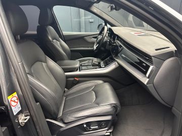 Audi Q7 - 10