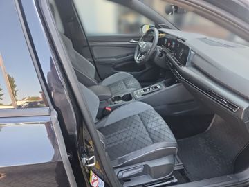 Volkswagen Golf - 12