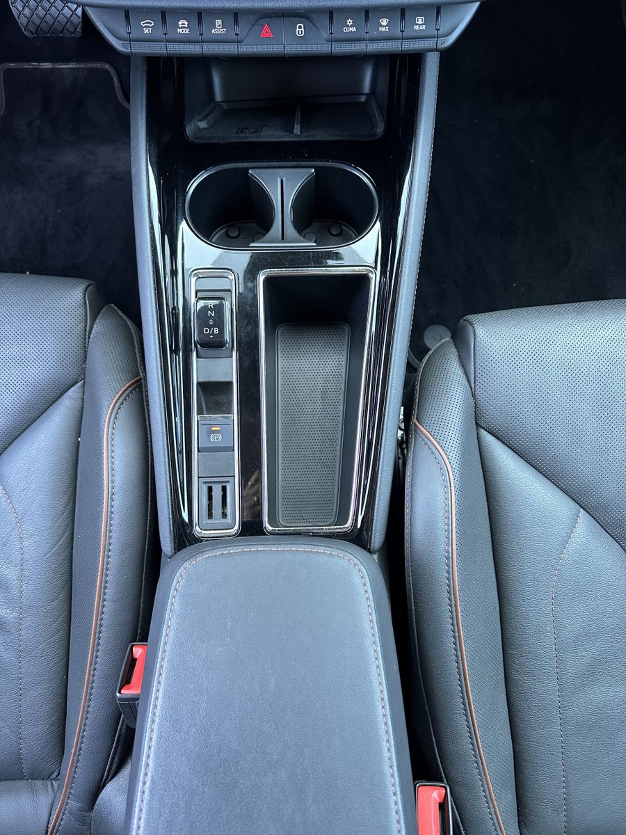 Fahrzeugabbildung SKODA Enyaq 80 Sport Plus NAV+LED+KAMERA+20ZOLL+AHK+PP