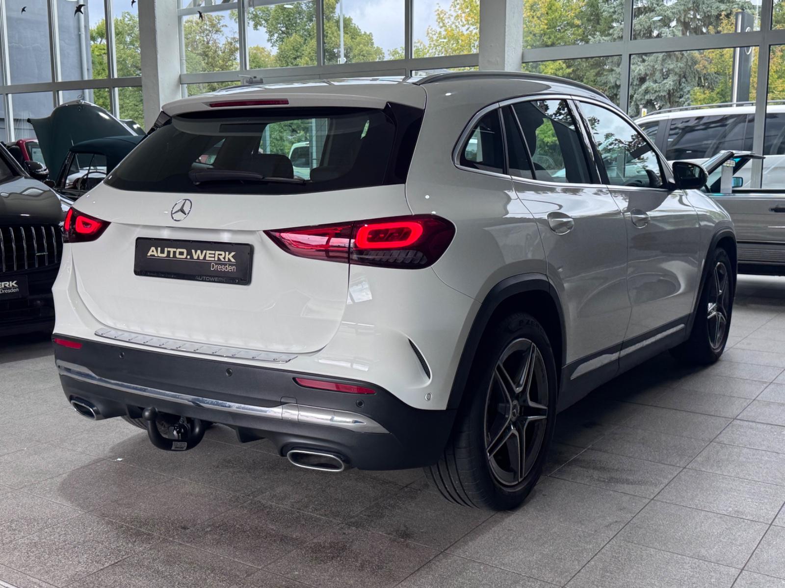 Mercedes-Benz GLA 200 AMG*MEMORY*LED*PANORAMA*AHK*KAMERA
