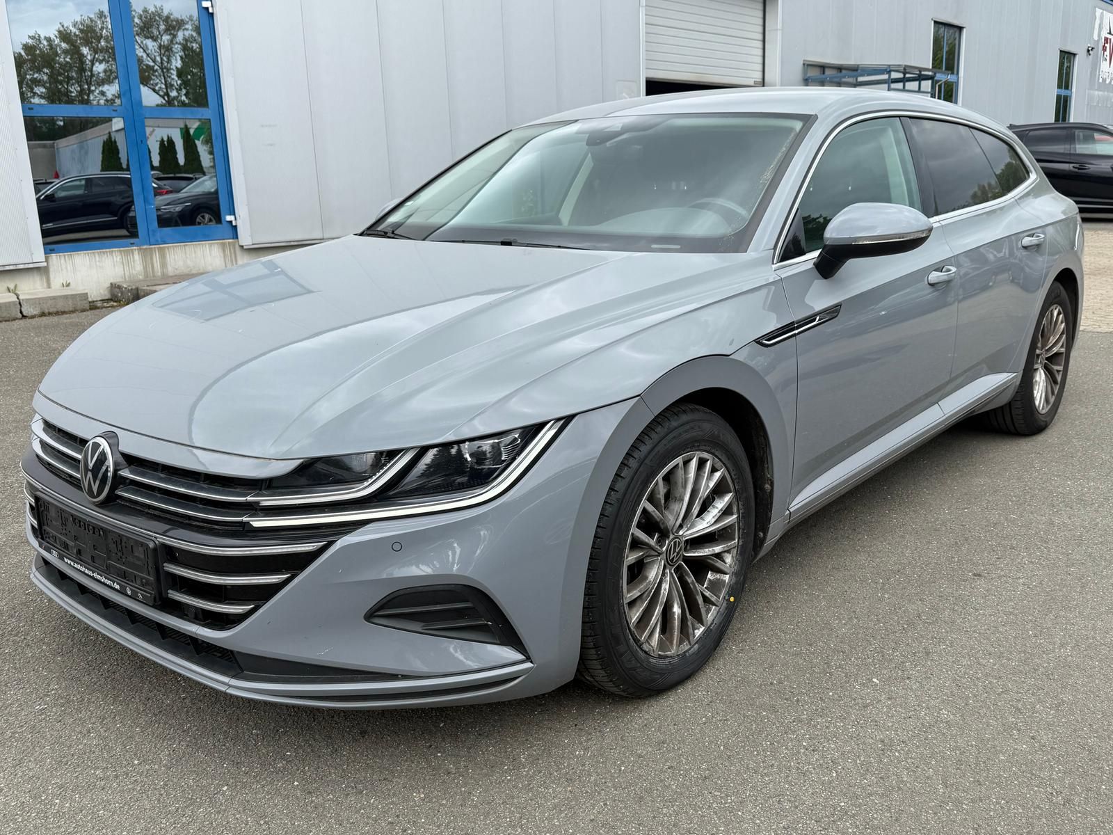 VW Arteon 2.0 TDI/AHK/LANE/ACC