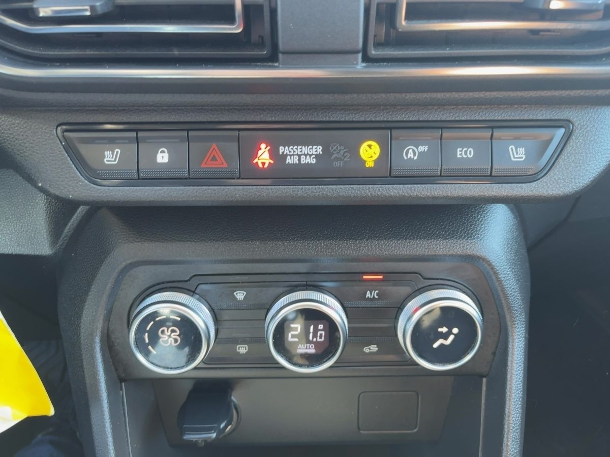 Fahrzeugabbildung Dacia Jogger Comfort TCe 100 ECO-G LPG AHK, SHZ - mit KI generiert/bearbeitet