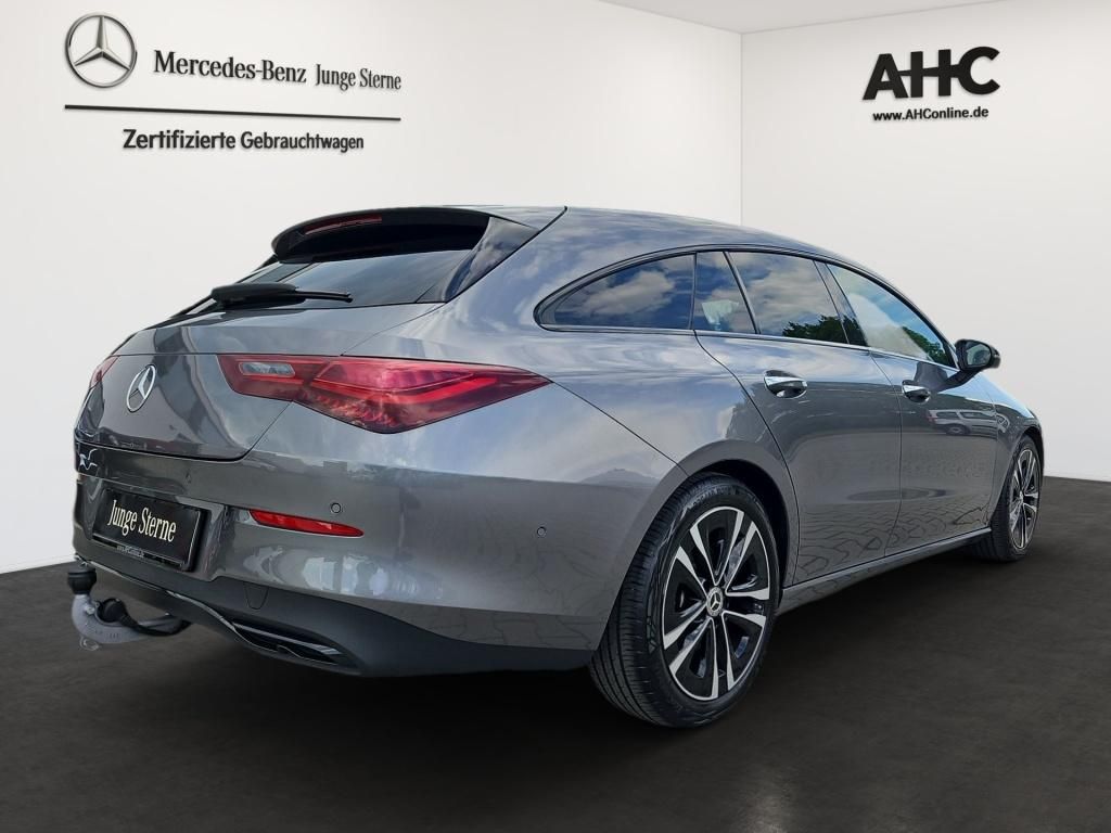 Fahrzeugabbildung Mercedes-Benz CLA 180 SB Night AHK Pano KeyLess Totwi. Ambie.