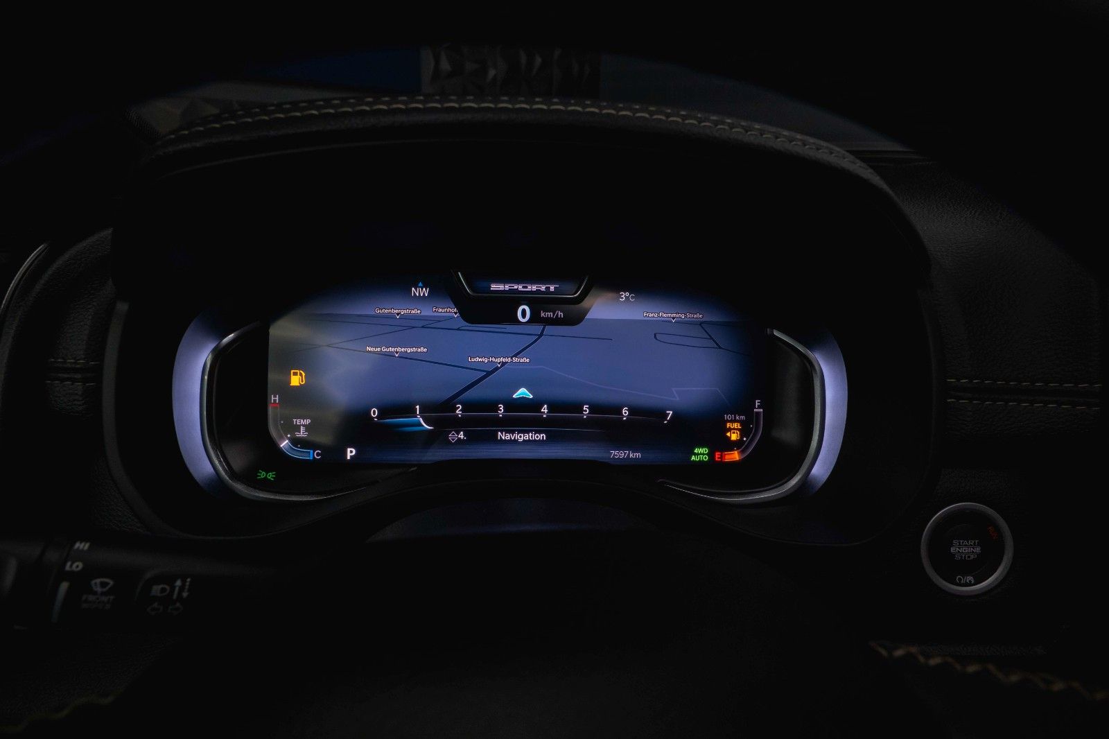 Fahrzeugabbildung Dodge RAM 5.7 V8 HEMI 4x4 Sport Night *Pano*22 Zoll*