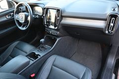 Fahrzeugabbildung Volvo XC40 T3 Schalter Inscription*RFK*FSHZG*BLIS*AHK