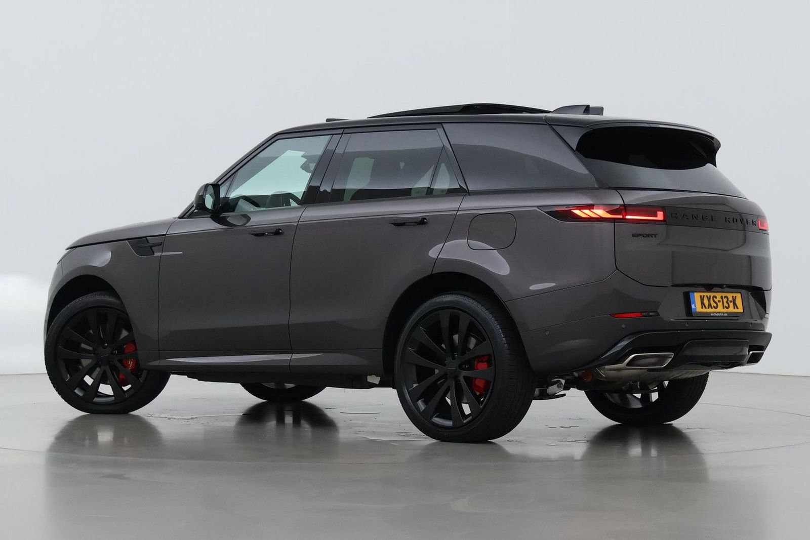 Land Rover Range Rover Sport P550e Autobiography | Performa imagem 2