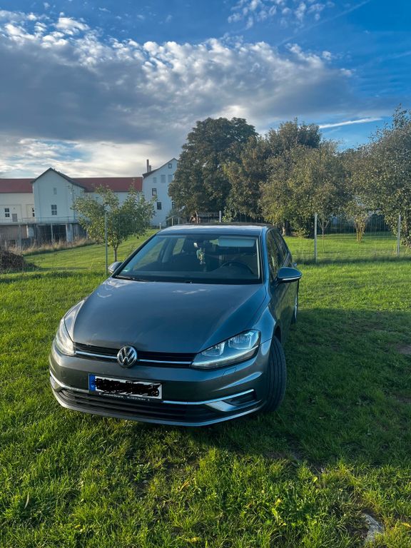 Image of Volkswagen Golf