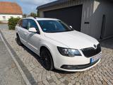 Skoda Superb 2.0 TDI DSG 4x4 L&K Combi Panorama Standh