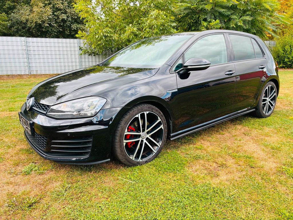 Image of Volkswagen Golf