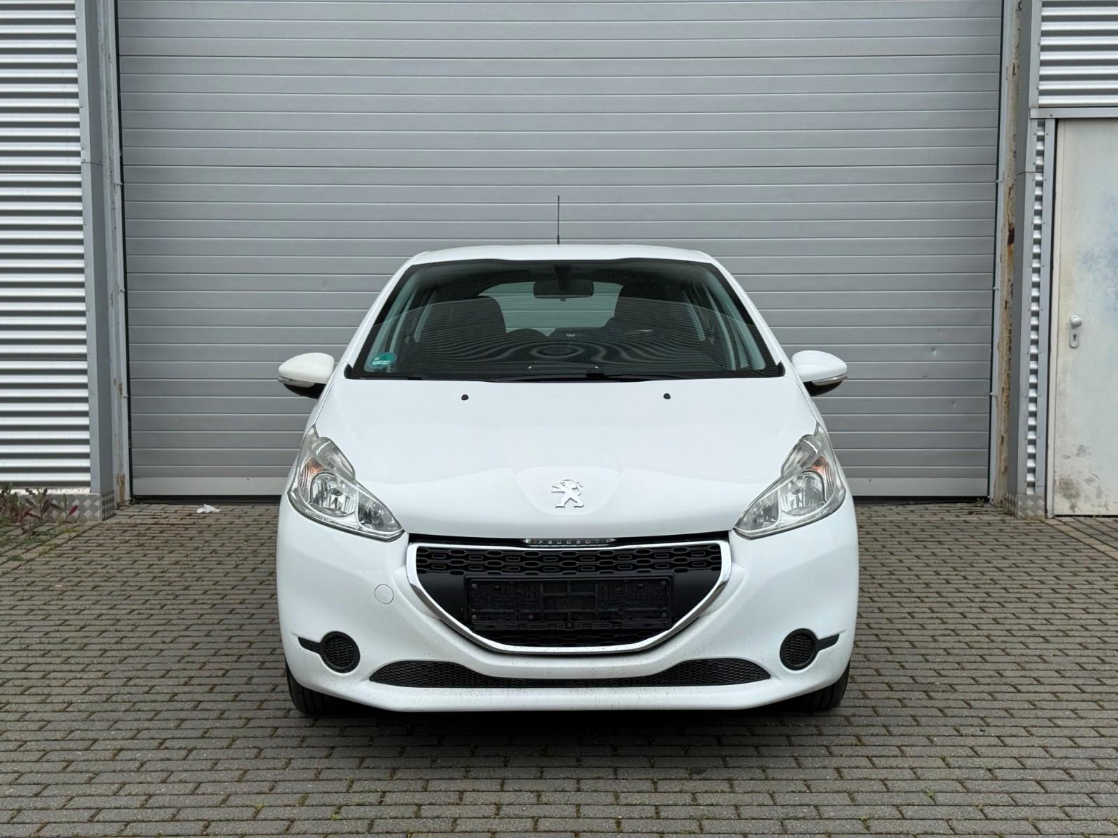 Peugeot 208 1.2 Active /Hu Neu/Service Neu/