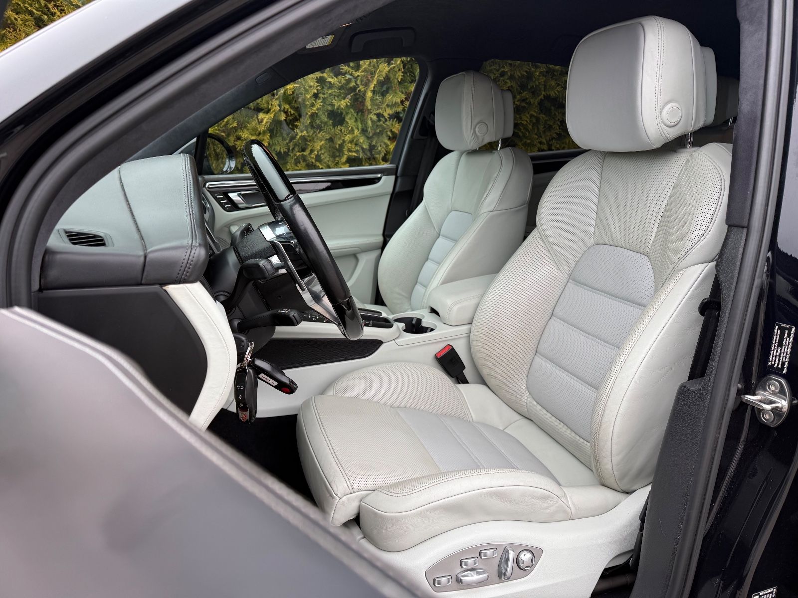 Porsche Macan Turbo 3.6-Chrono/Bose/21 ZOLL-Alcantara foto 21