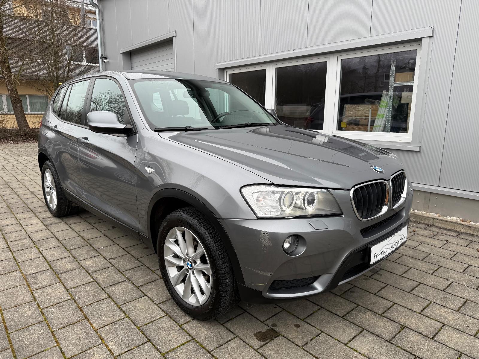 BMW X3 xDrive 20 d Autmatik Navi Leder