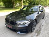 BMW 540i xDrive M Sport*H.Up*Night*Disp.Key*Nav*Kam* - BMW 540 in München